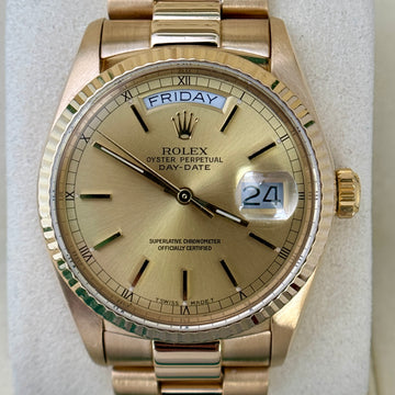 Rolex Day-Date 36 36mm President Champagne Dial 18K Gold Fluted Bezel Quickset