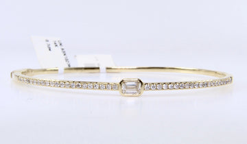 14k Yellow Gold Diamond Delicate Elegant Ladies Bracelet Bangle 0.7 ctw size 6.5