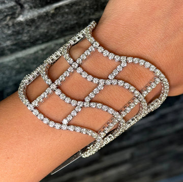 Diamond Statement Wide Bracelet 22 to 24 CT 18K White Gold 7" Inches