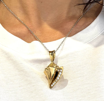 Conch Shell Sea Pendant 0.60 CT Natural Diamond 14K Yellow Gold
