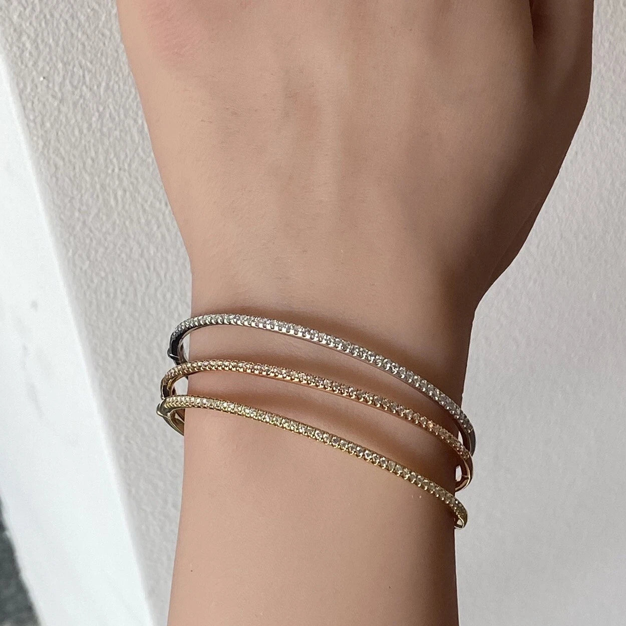 Set of 3 Bangles 18k White Gold, 18k Rose Gold, 18k Yellow Gold Diamonds GH/SI2