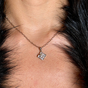 DAVID YURMAN Venetian Quatrefoil Diamond Pendant Necklace 18K White Gold