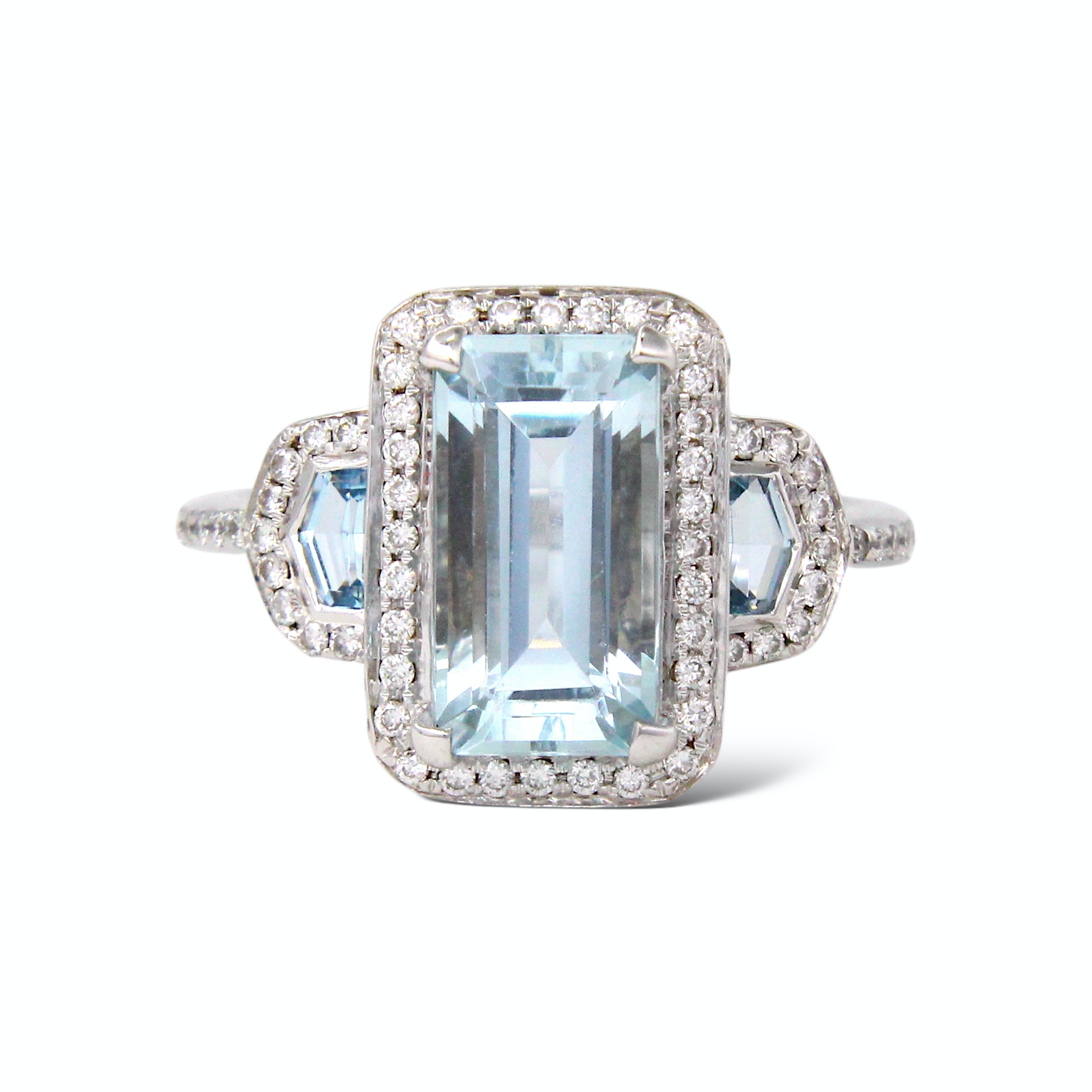 2-2.5 CT Aquamarine and Diamonds 0.30 CT Ladies Ring 14K White Gold Size 6