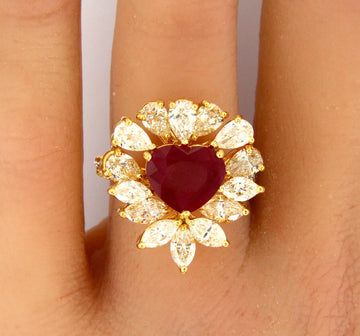 Burma Heart Ruby and Diamond Ring GIA Certified 2.80 CT Ruby 18K Yellow Gold
