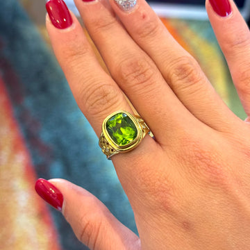 SUSAN SADLER 6.75 CT Peridot Ring Natural Diamond Accents 18K Yellow Gold